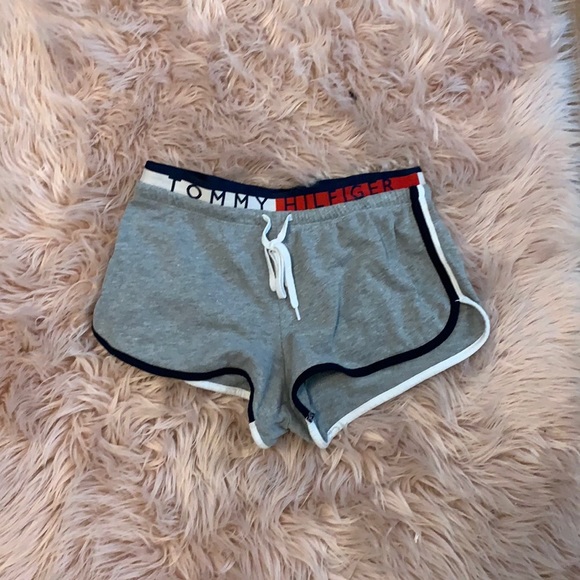 Tommy Hilfiger Pants - Tommy Hilfiger Shorts